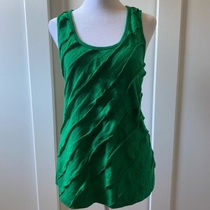 Green tank top size L